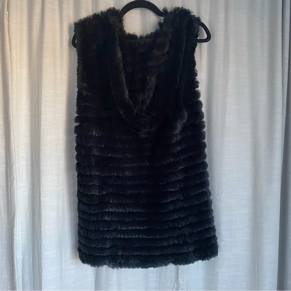 Adrienne Landau 100% authentic rabbit fur knit black vest with hood size small - Picture 8 of 8